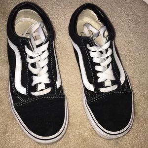Black vans